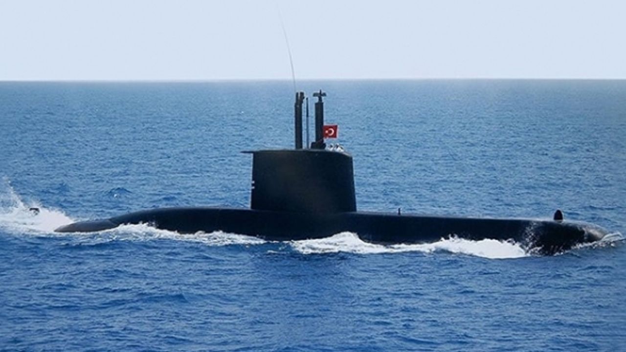 Türkiye'nin milli denizaltı projesi resmen başladı