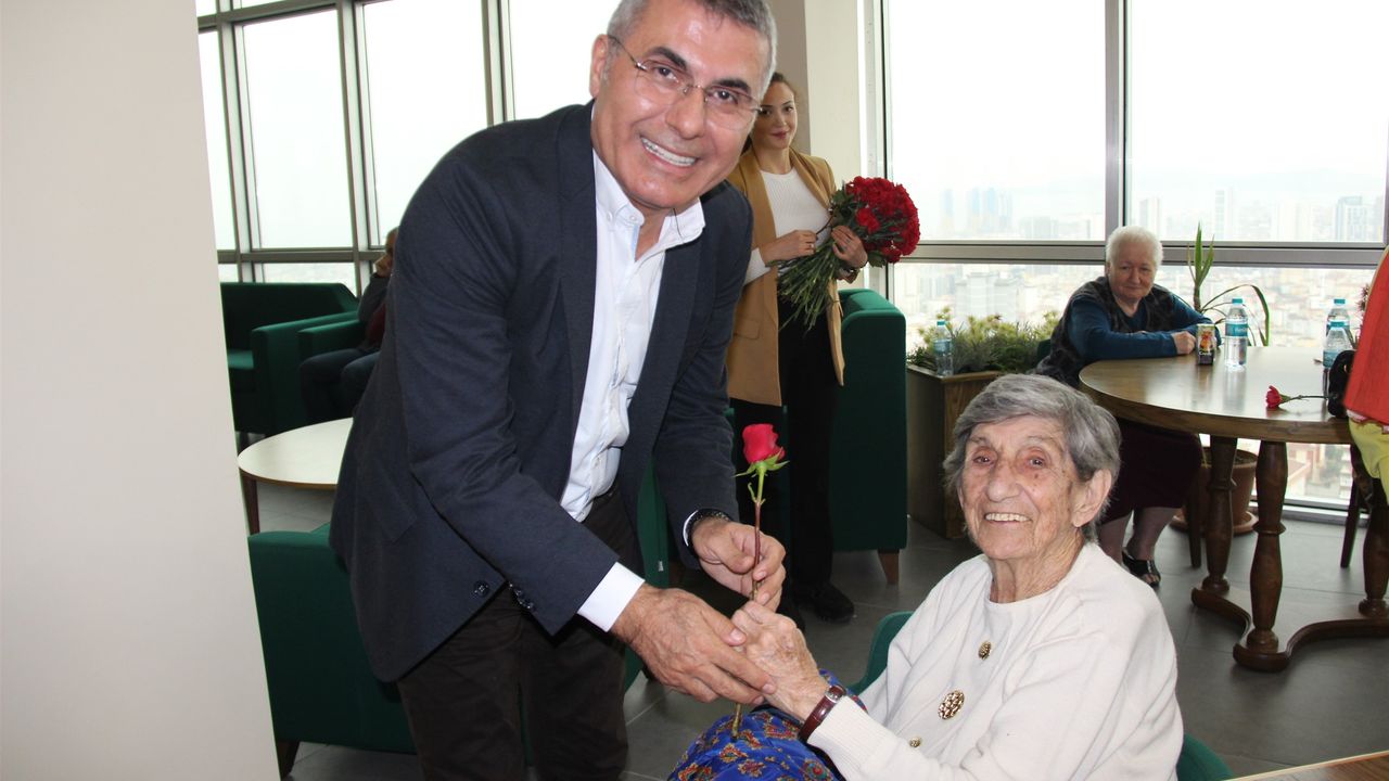 İBB Darülaceze’de Yaşlılara Saygı Haftası Coşkusu