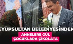 Anneler Günü’nü güllerle kutluyoruz