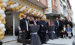 La Melly Güzellik Melike Özçoban Göktürk'te açıldı