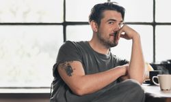 İlkay Sipahi, “Sen Diye” ile güçlü bir dönüş yaptı