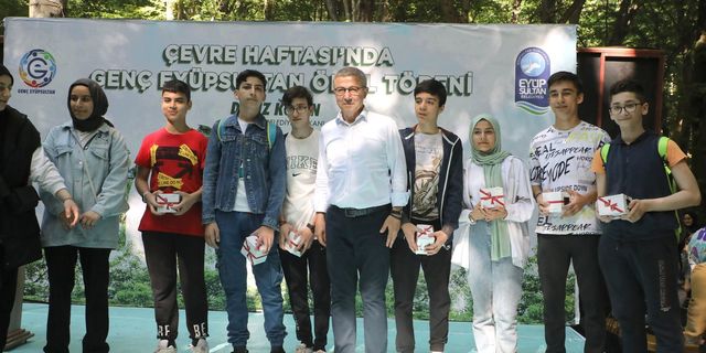 Genç Eyüpsultanlılar'dan "Çevre"ye duyarlı etkinlik