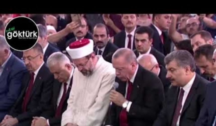 Başkan Erdoğan şehitler için Kur'an-ı Kerim okudu