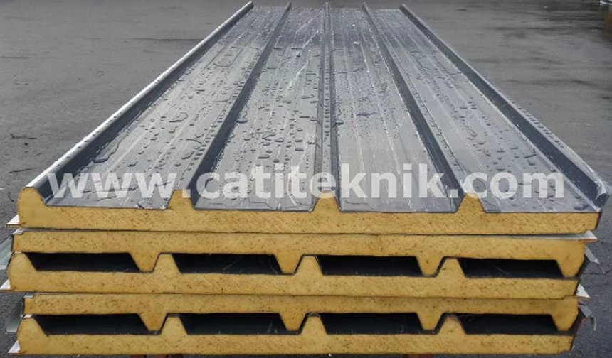 Hafiflik ve Dayanıklılığın Buluşma Noktası Sandviç Panel