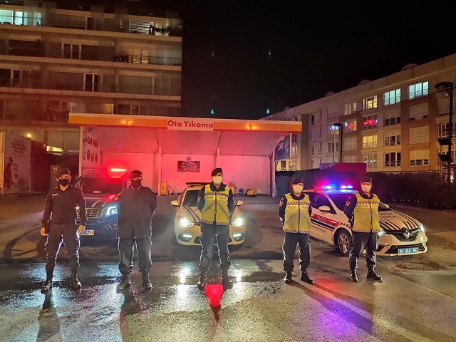 Göktürk - Kemerburgaz da Sokağa çıkma yasağının ardından caddelerde sessizlik hakim