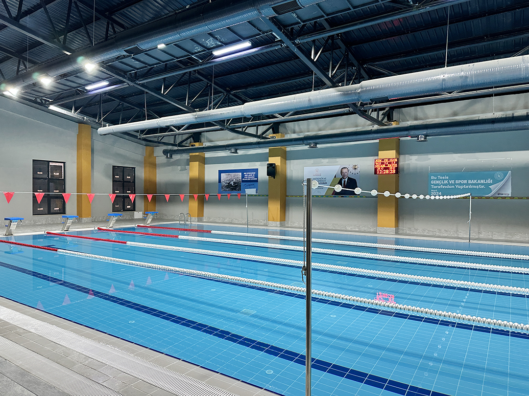 Kemerburgaz Yarı Olimpik Yüzme Havuzunda Çeşitli Aktiviteler8