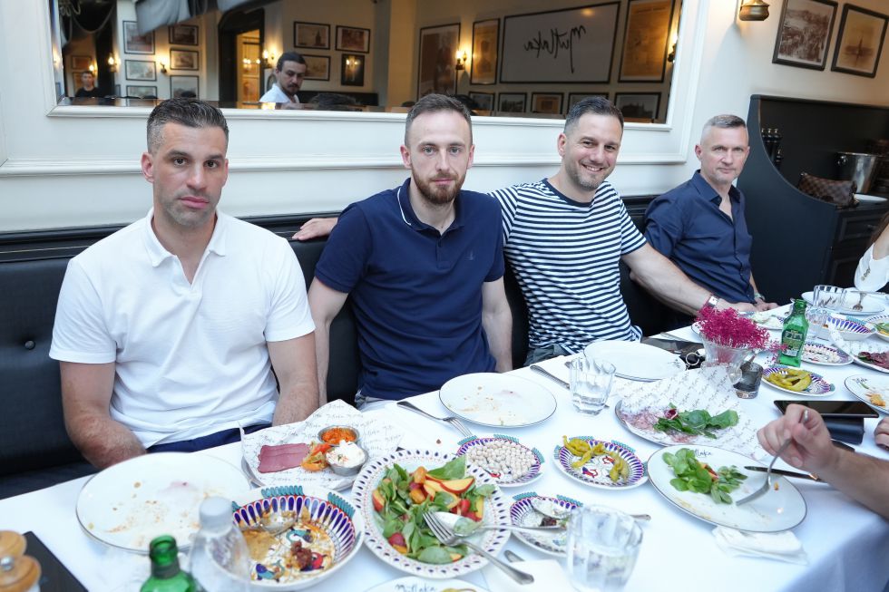 Beşiktaş Emlakjet Basketbol TakımıGöktürk'te sezon sonu yemeğinde bir araya geldi