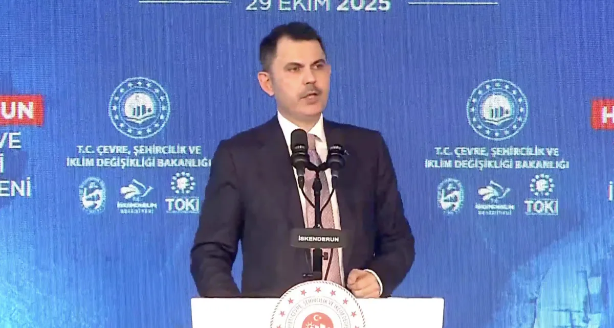 Yüzyilin Konut Projesi̇yle Devleti̇n Şefkat Eli̇ni̇ Vatandaşlarimiza 500 Bi̇n Konut Olarak Uzattik