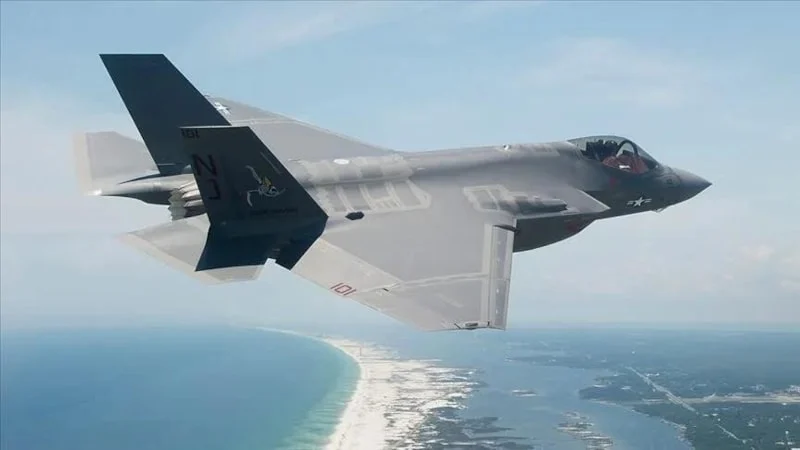 F 35